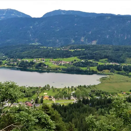 Haus Manuela Am Pressegger 아파트